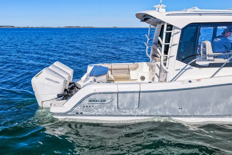 Slide: The Image of Boston Whaler 365 Conquest 2025 - 15