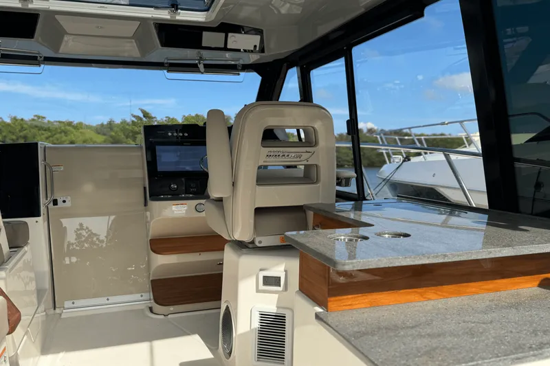 Slide: The Image of Boston Whaler 365 Conquest 2025 - 23