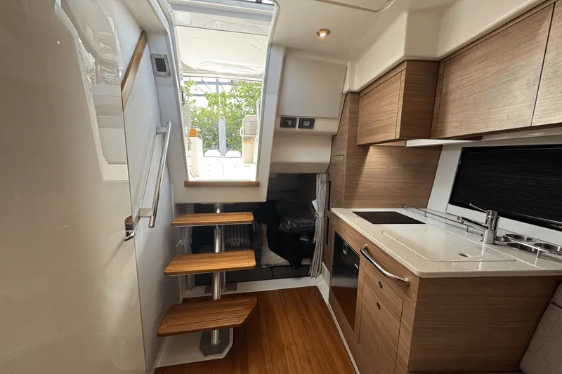 Slide: The Image of Boston Whaler 365 Conquest 2025 - 42