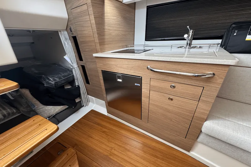 Slide: The Image of Boston Whaler 365 Conquest 2025 - 43