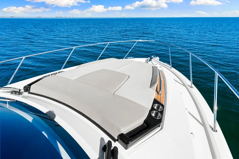 Slide: The Image of Boston Whaler 365 Conquest 2025 - 57