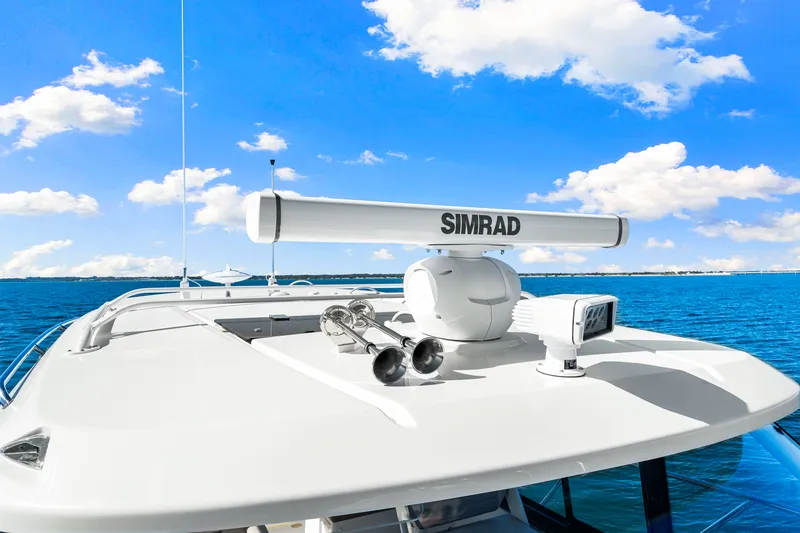 Slide: The Image of Boston Whaler 365 Conquest 2025 - 62