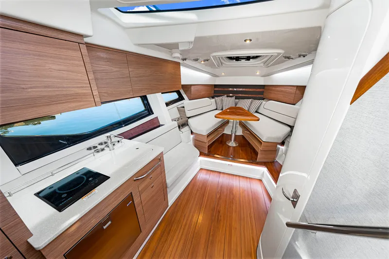 Slide: The Image of Boston Whaler 365 Conquest 2025 - 63