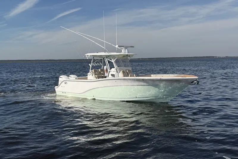 Slide: The Image of Sea Fox 328 Commander 2017 - 3