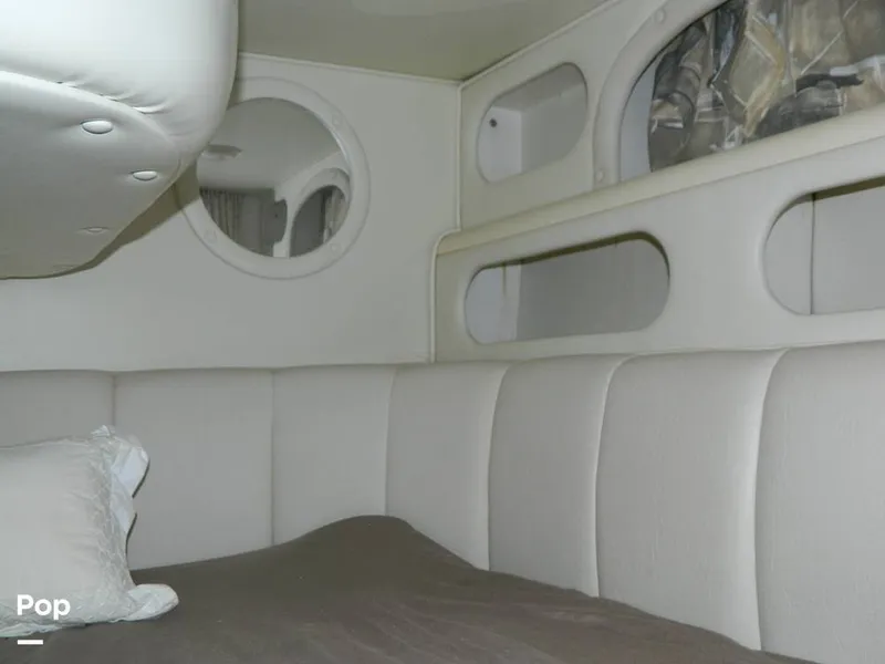 Slide: The Image of Rinker 310 Fiesta Vee 2000 - 8140786