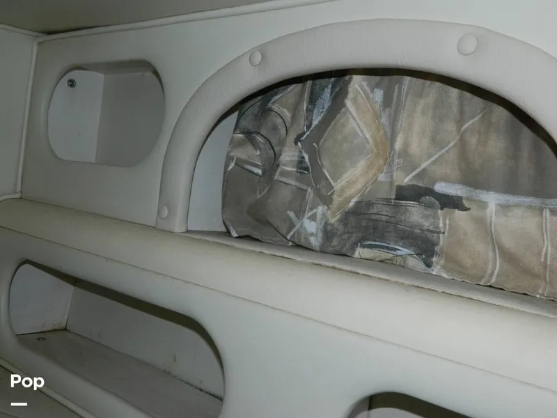 Slide: The Image of Rinker 310 Fiesta Vee 2000 - 8140803