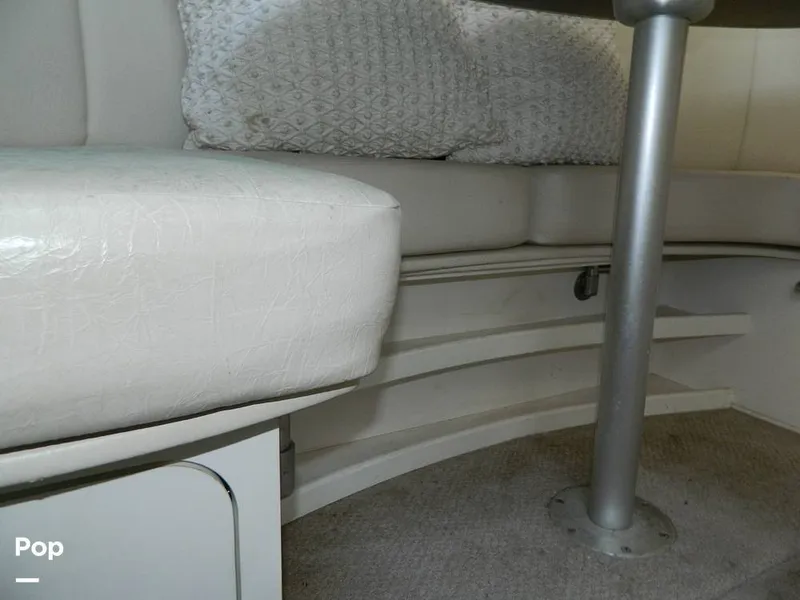 Slide: The Image of Rinker 310 Fiesta Vee 2000 - 8140806