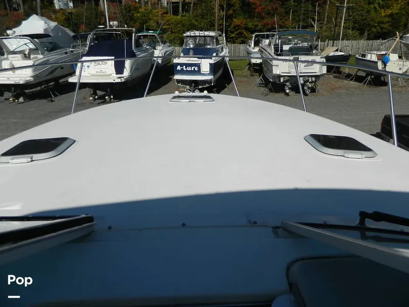 Slide: The Image of Rinker 310 Fiesta Vee 2000 - 8147889