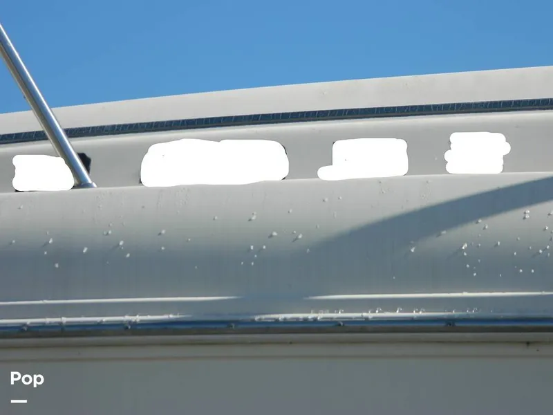 Slide: The Image of Rinker 310 Fiesta Vee 2000 - 8137323