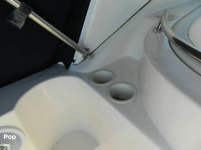 Slide: The Image of Rinker 310 Fiesta Vee 2000 - 8138436