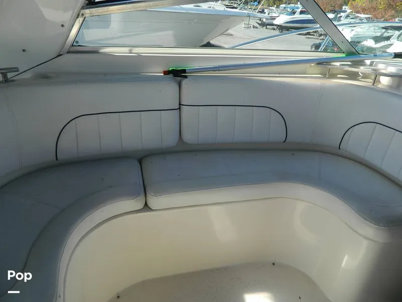 Slide: The Image of Rinker 310 Fiesta Vee 2000 - 8138499