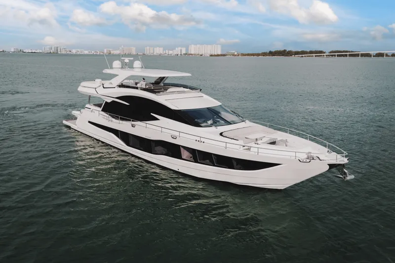 Slide: The Image of Galeon 800 FLY 2023 - 1