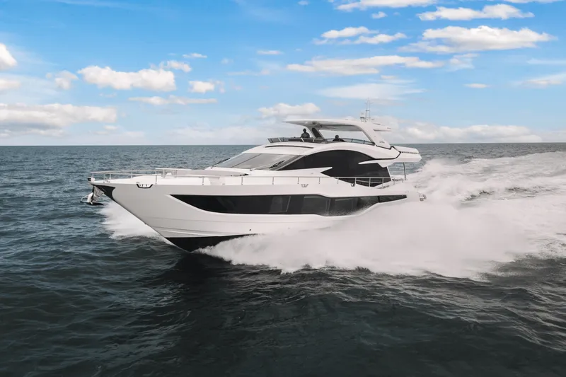 Slide: The Image of Galeon 800 FLY 2023 - 6