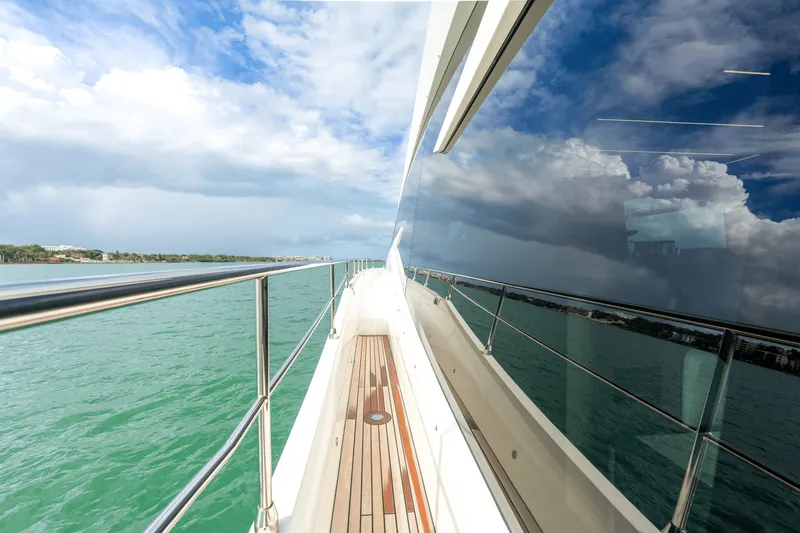 Slide: The Image of Galeon 800 FLY 2023 - 76