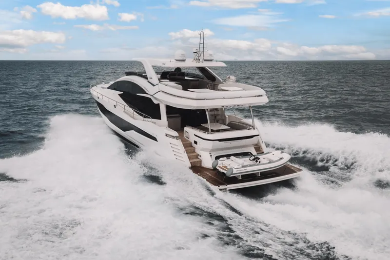 Slide: The Image of Galeon 800 FLY 2023 - 8