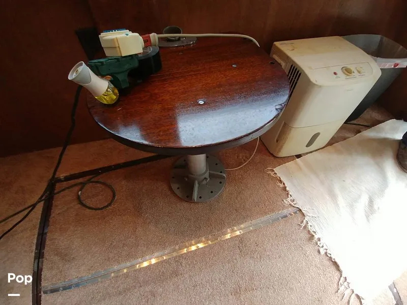 Slide: The Image of Original Fighting Chair Base - 8413802