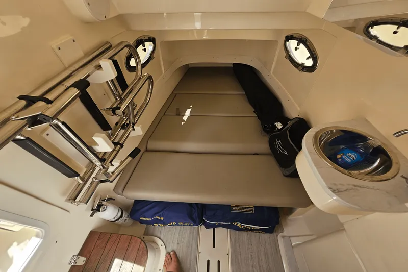 Slide: The Image of Scout 305LXF 2024 - 29