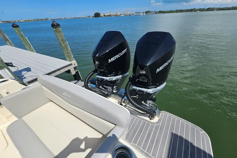 Slide: The Image of Scout 305LXF 2024 - 38