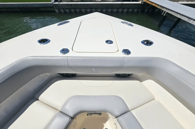 Slide: The Image of Scout 305LXF 2024 - 7