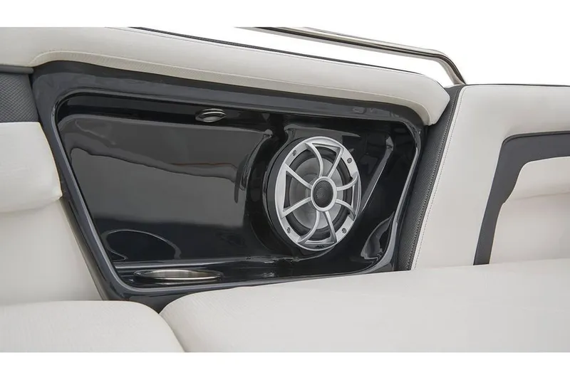 Slide: The Image of Yamaha 242 Limited S 2019 - 39