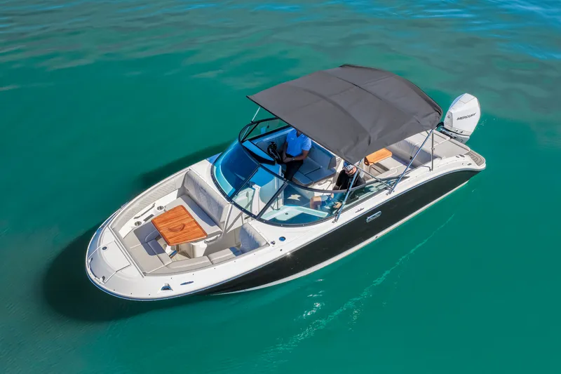 Slide: The Image of Sea Ray SDX 250 Outboard 2025 - 3
