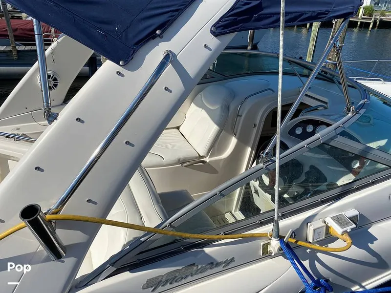 Slide: The Image of Monterey 265 Sport Cruiser 2003 - 8991645