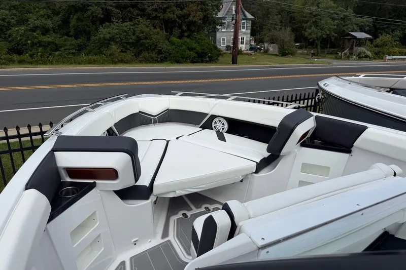 Slide: The Image of Monterey ELITE 30 OB 2027 - 3
