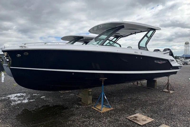 Slide: The Image of Monterey ELITE 30 OB 2027 - 2
