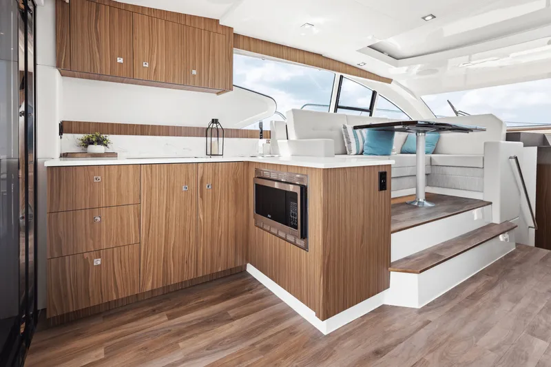 Slide: The Image of Cruisers 46 Cantius 2025 - 38