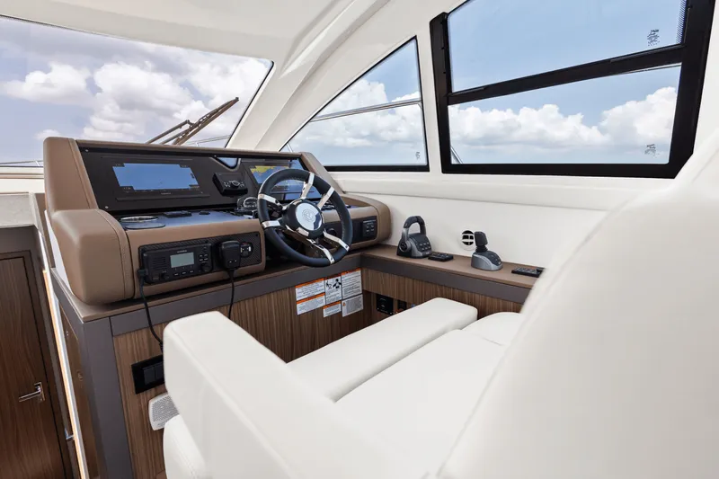 Slide: The Image of Cruisers 46 Cantius 2025 - 46