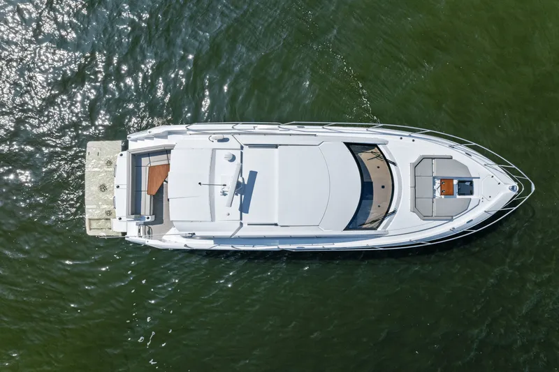 Slide: The Image of Cruisers Yachts 46 Cantius 2025 - 27