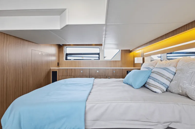 Slide: The Image of Cruisers Yachts 46 Cantius 2025 - 60