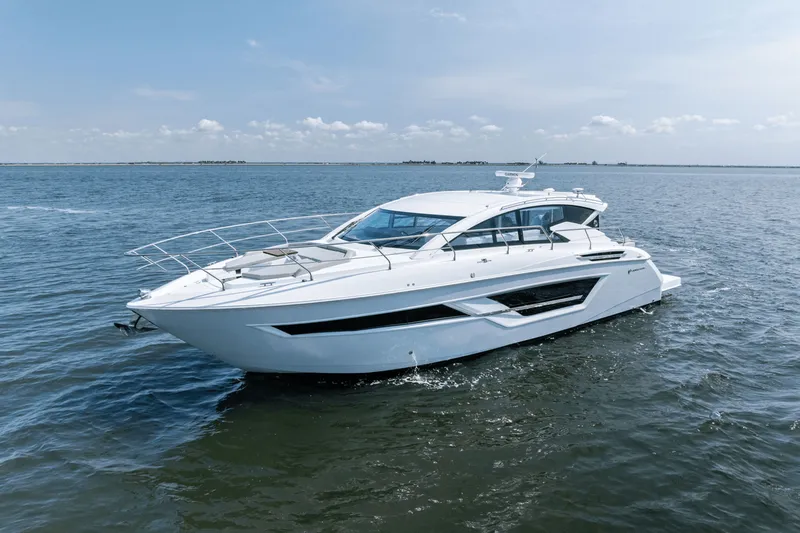 Slide: The Image of Cruisers Yachts 46 Cantius 2025 - 7