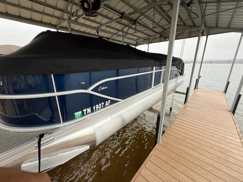 Slide: The Image of Barletta Cabrio 24 Cast n Cruise 2025 - 4