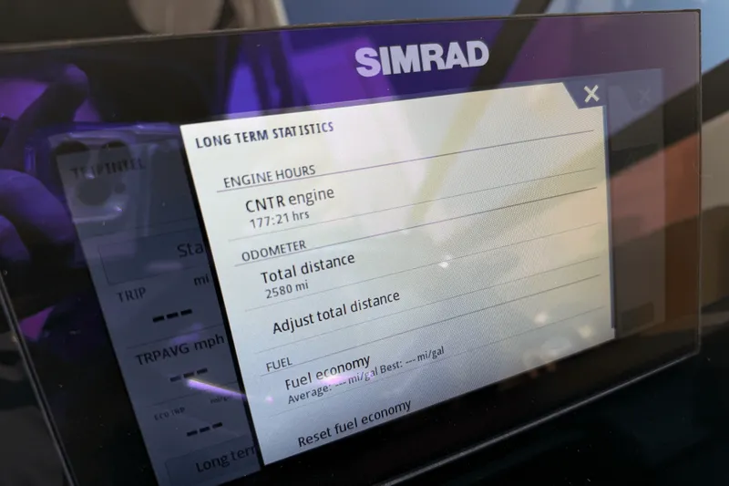 Slide: The Image of Sea Ray 270 SDX-OB 2023 - 44