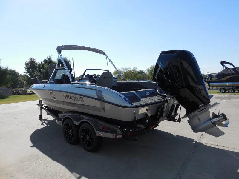 Slide: The Image of Vexus DVX 22 S 2025 - 10