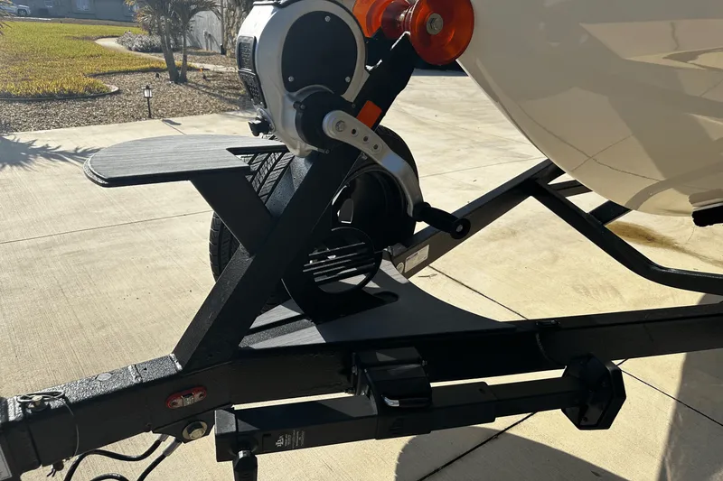 Slide: The Image of Malibu M235 2017 - 37