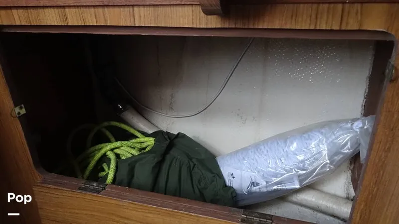 Slide: The Image of Aft cabin stowage stb - 8400548