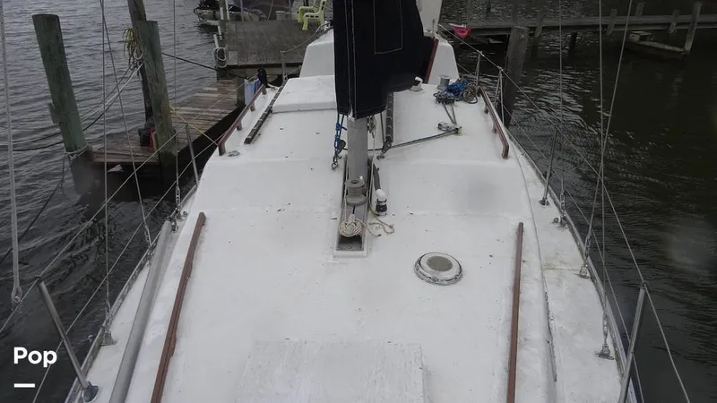 Slide: The Image of Bow looking aft - 8400577