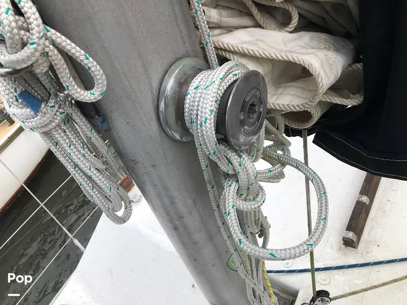Slide: The Image of Main Sail winch - 8400607