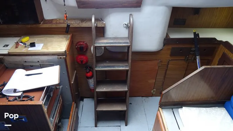 Slide: The Image of Man cabin aft - 8400504