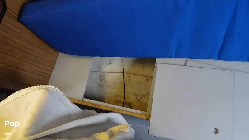 Slide: The Image of Main Cabin Seat Stb stowage - 8400462