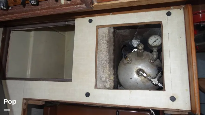 Slide: The Image of Alcohol Tank - 8400498