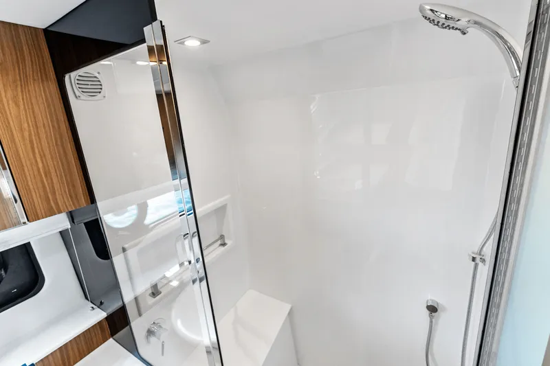 Slide: The Image of Cruisers 50 GLS Outboard 2025 - 76