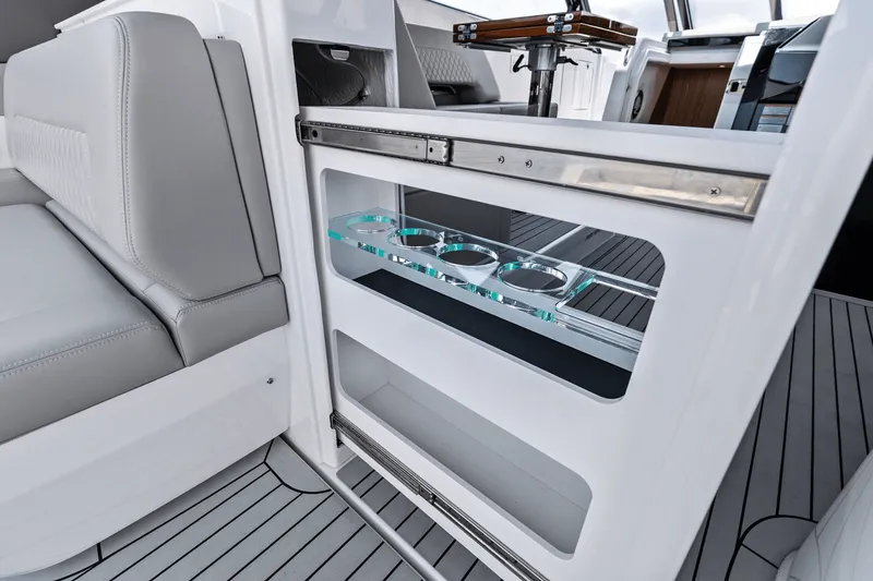 Slide: The Image of Cruisers Yachts 50 GLS Outboard 2025 - 39