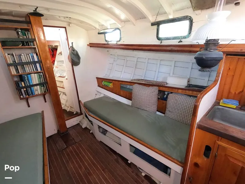 Slide: The Image of Paul Luke Friendship 32 1947 - 8447244