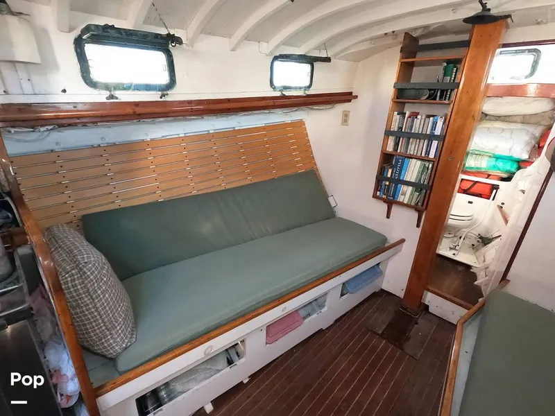 Slide: The Image of Paul Luke Friendship 32 1947 - 8447245