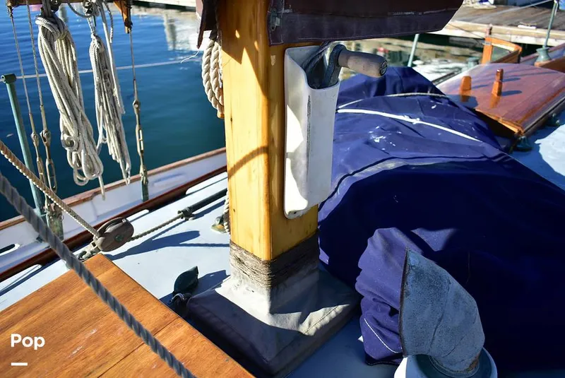 Slide: The Image of Paul Luke Friendship 32 1947 - 8447264