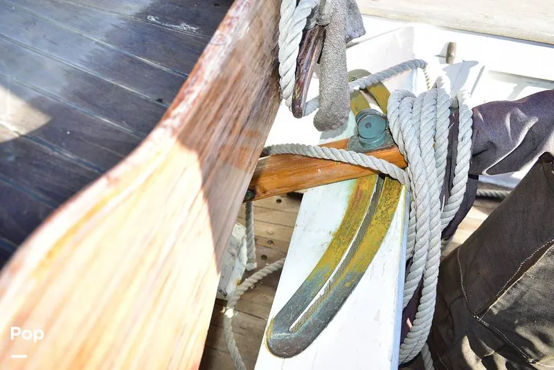 Slide: The Image of Paul Luke Friendship 32 1947 - 8447271