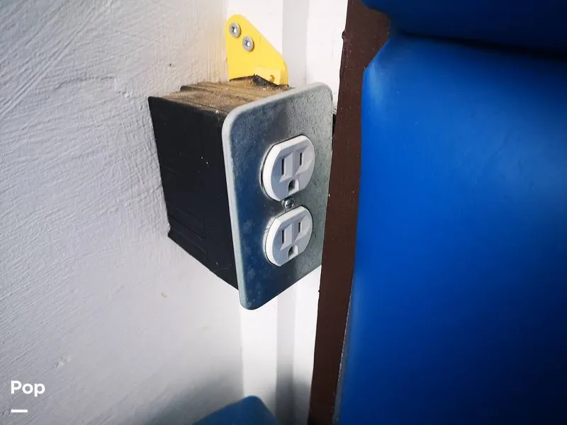 Slide: The Image of Cabin - Electric Outlet (functional Only When Connected To Shore Power) - 8482863